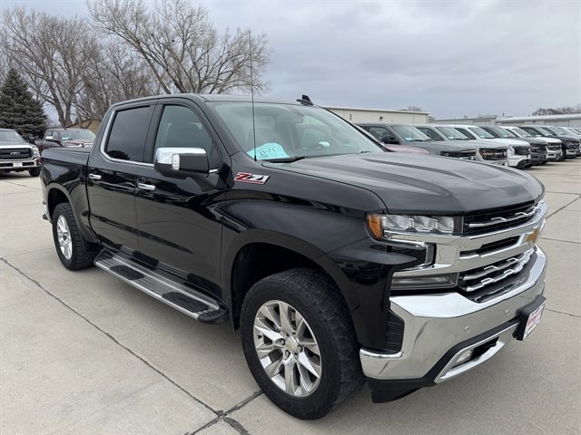 Used 2021 Chevrolet Silverado 1500 LTZ image 1