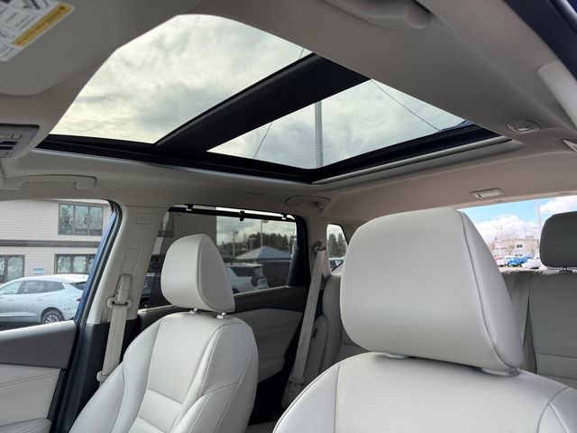 Used 2021 Nissan Rogue SV image 30