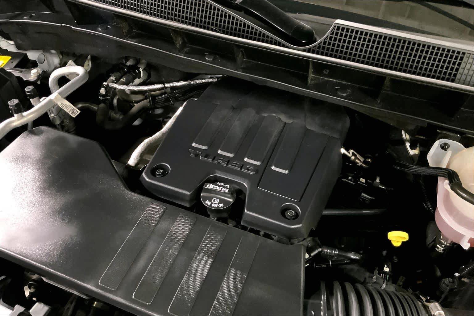 Used 2021 Chevrolet Silverado 1500 LT AWD/4WD image 33