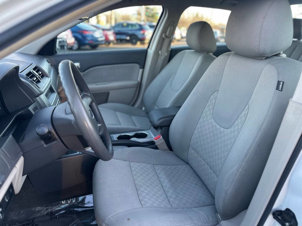 Used 2012 Ford Fusion SE image 14