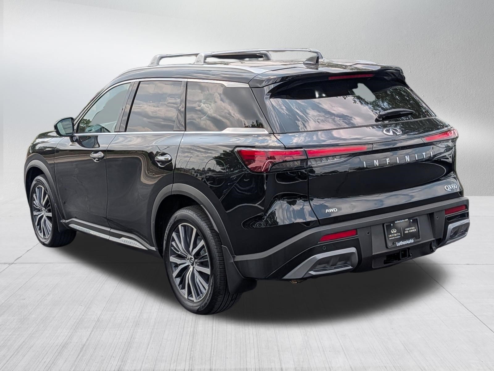 Certified 2025 INFINITI QX60 Sensory w/ Vision Package AWD/4WD image 5