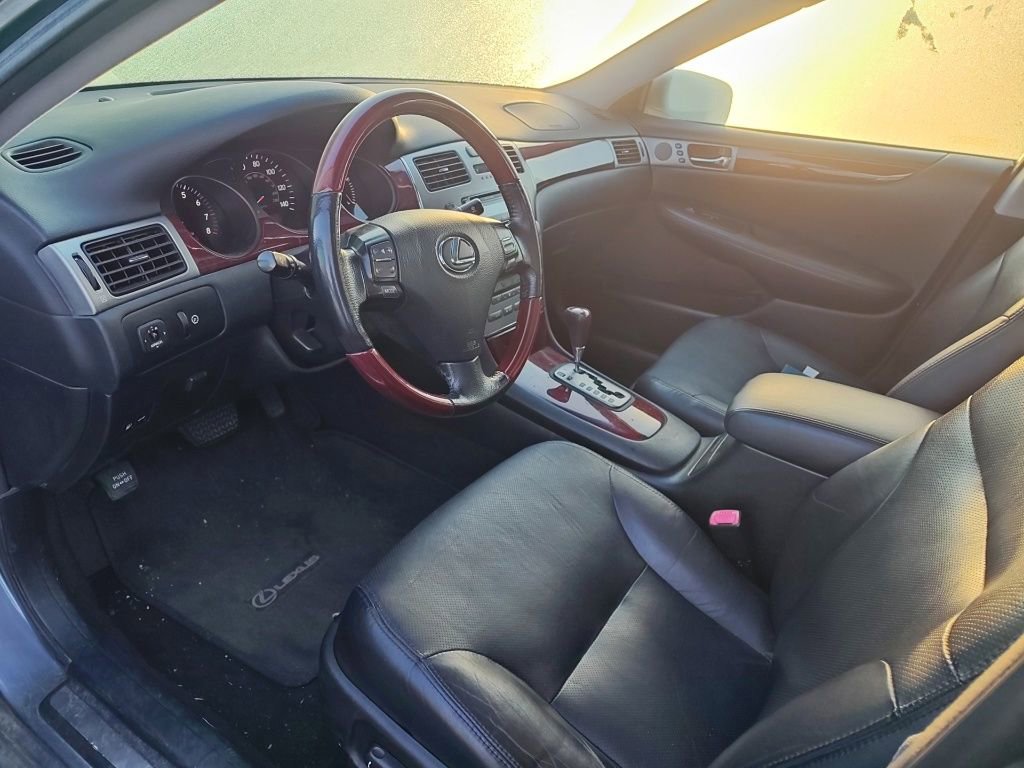 Used 2005 Lexus ES 330 FWD image 10