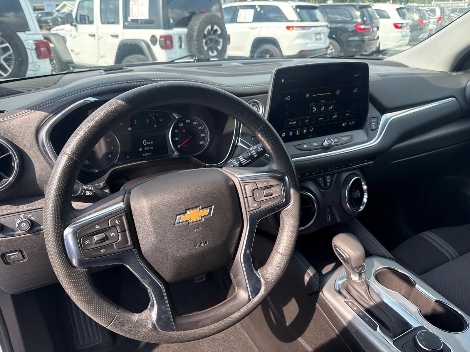 Used 2025 Chevrolet Blazer LT FWD image 12