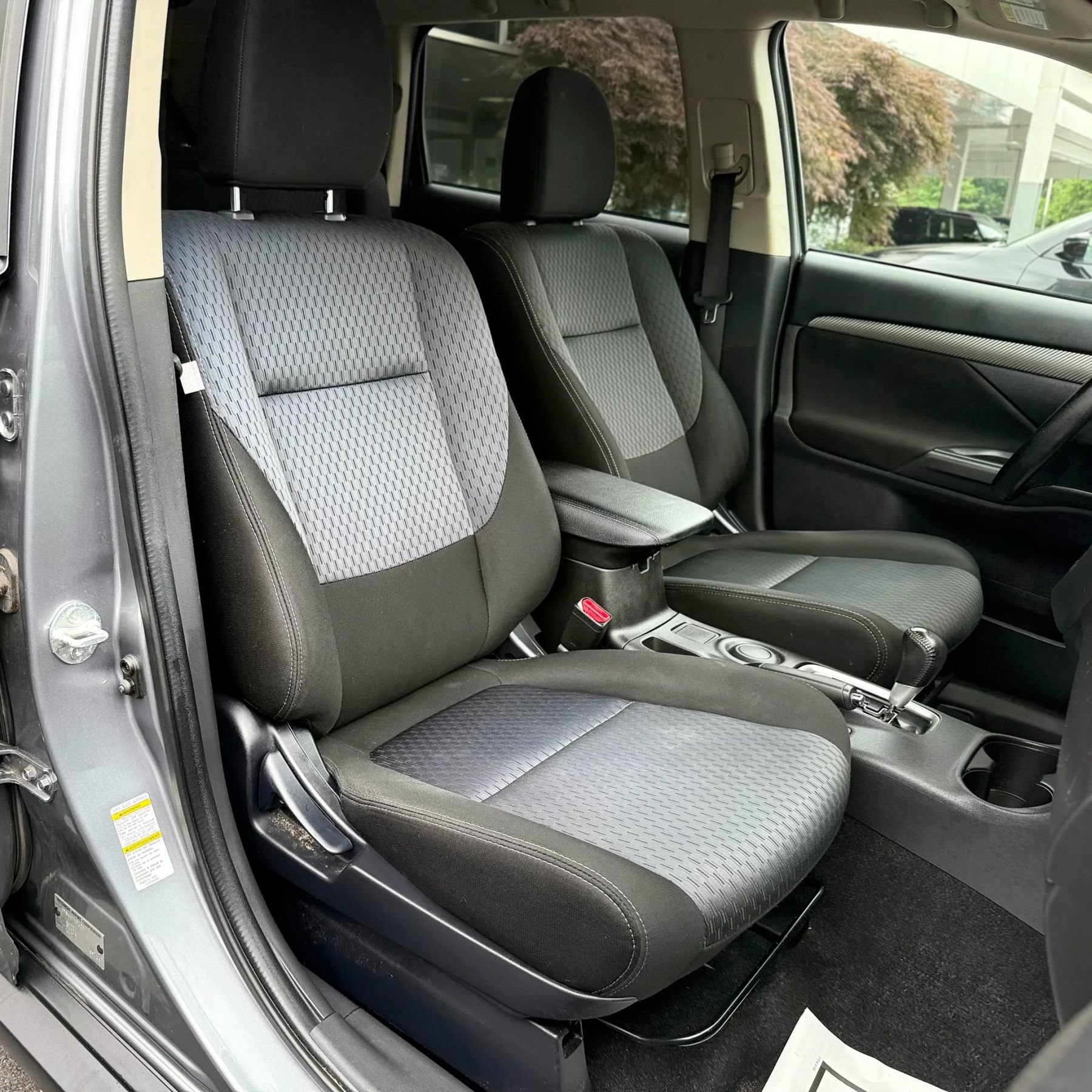 Used 2015 Mitsubishi Outlander ES FWD image 33