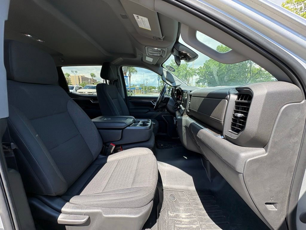 Used 2022 Chevrolet Silverado 1500 LT AWD/4WD image 12