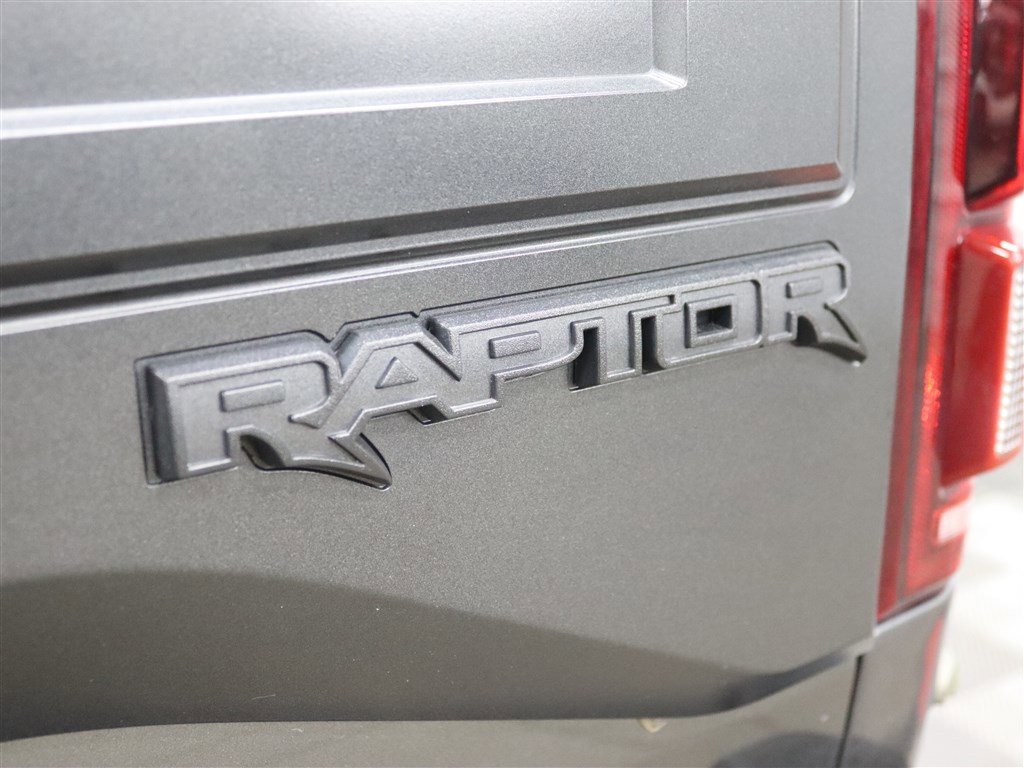 Used 2018 Ford F150 Raptor w/ Equipment Group 802A Luxury AWD/4WD image 8