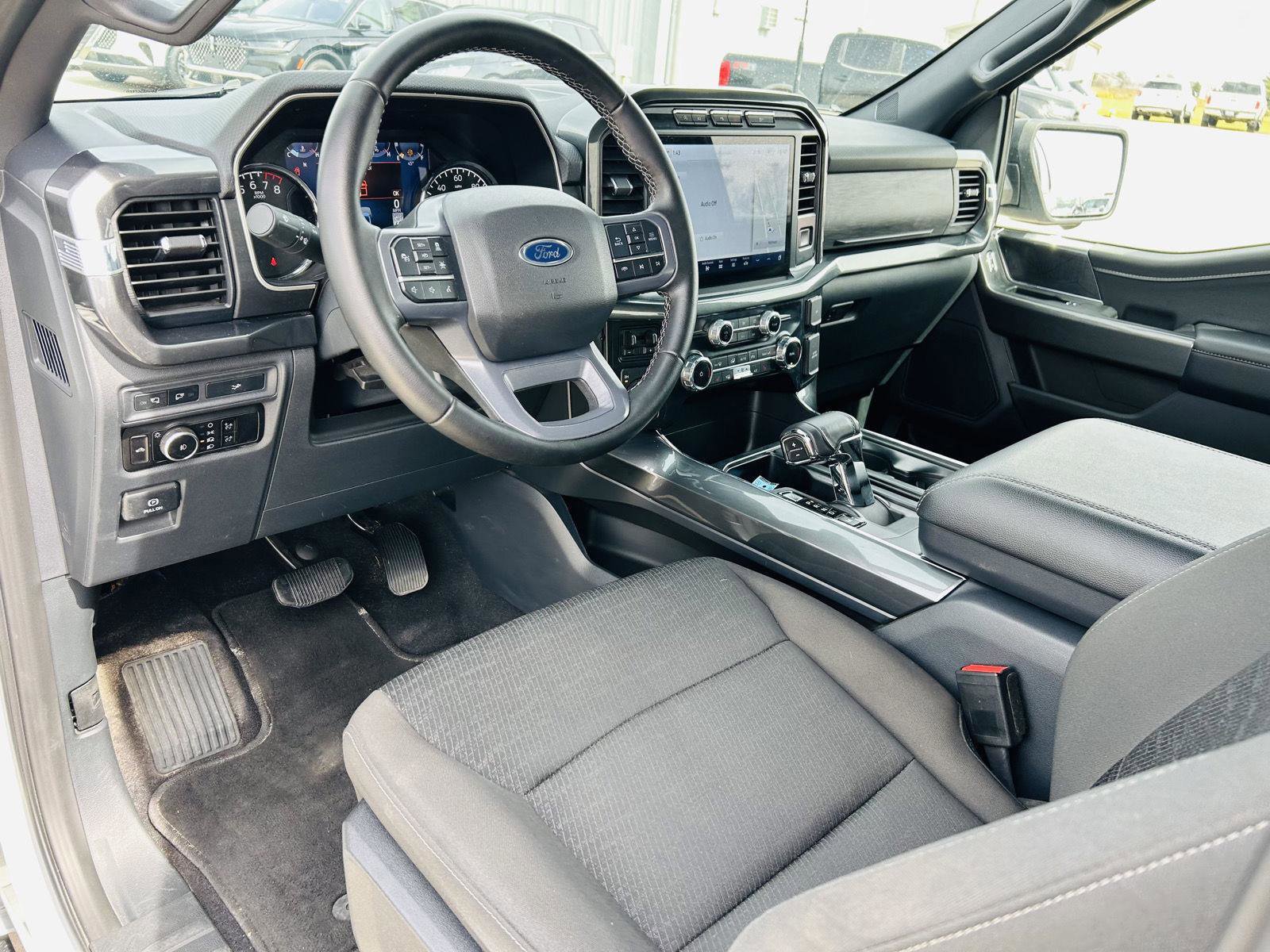 Used 2023 Ford F150 XLT w/ Equipment Group 302A High image 16