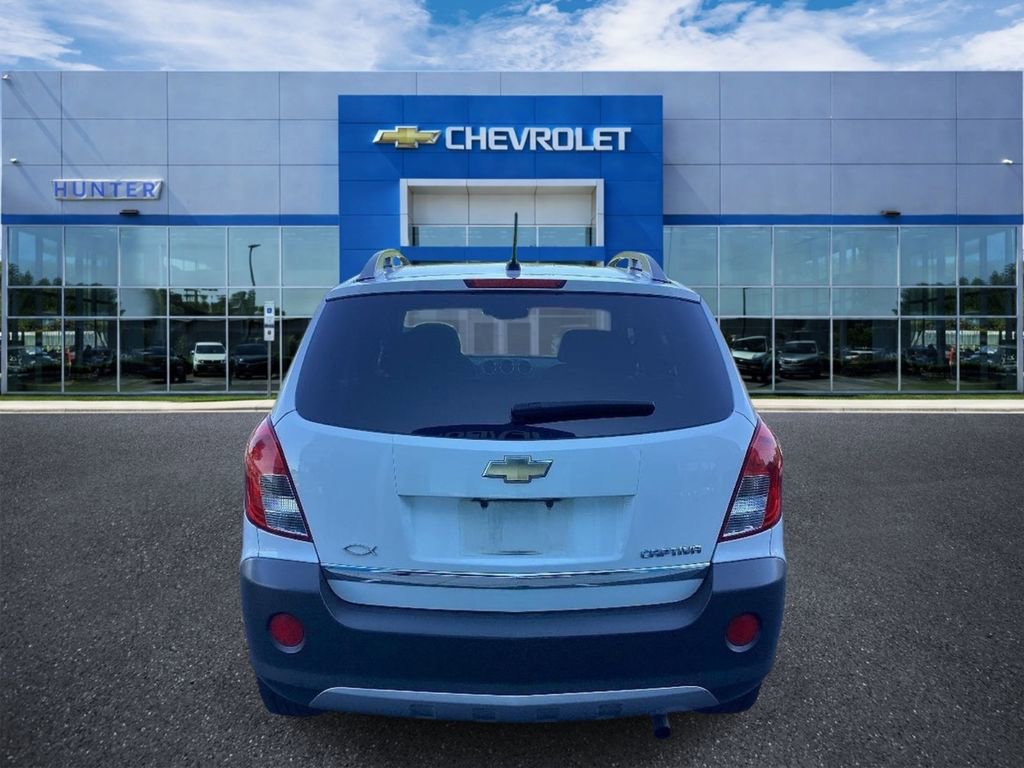 Used 2014 Chevrolet Captiva Sport LS FWD image 3