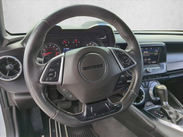 Used 2020 Chevrolet Camaro LT w/ RS Package image 18