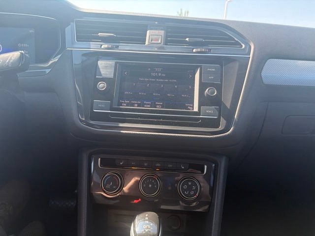 Used 2022 Volkswagen Tiguan S FWD image 33