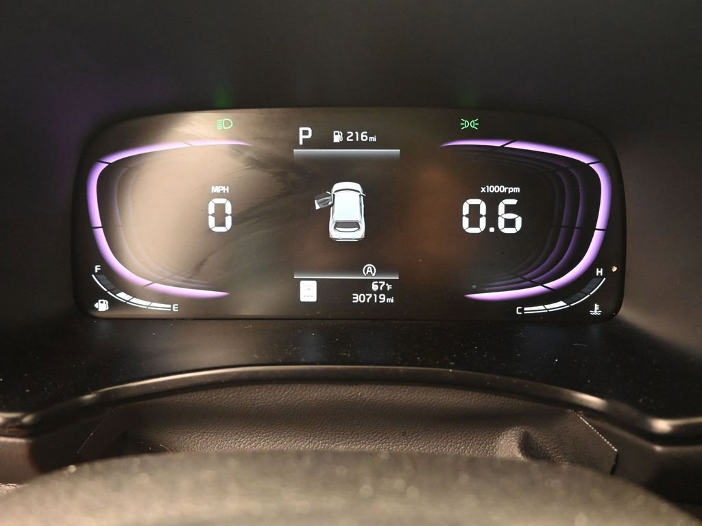 Used 2025 Kia Soul LX w/ LX Technology Package image 33