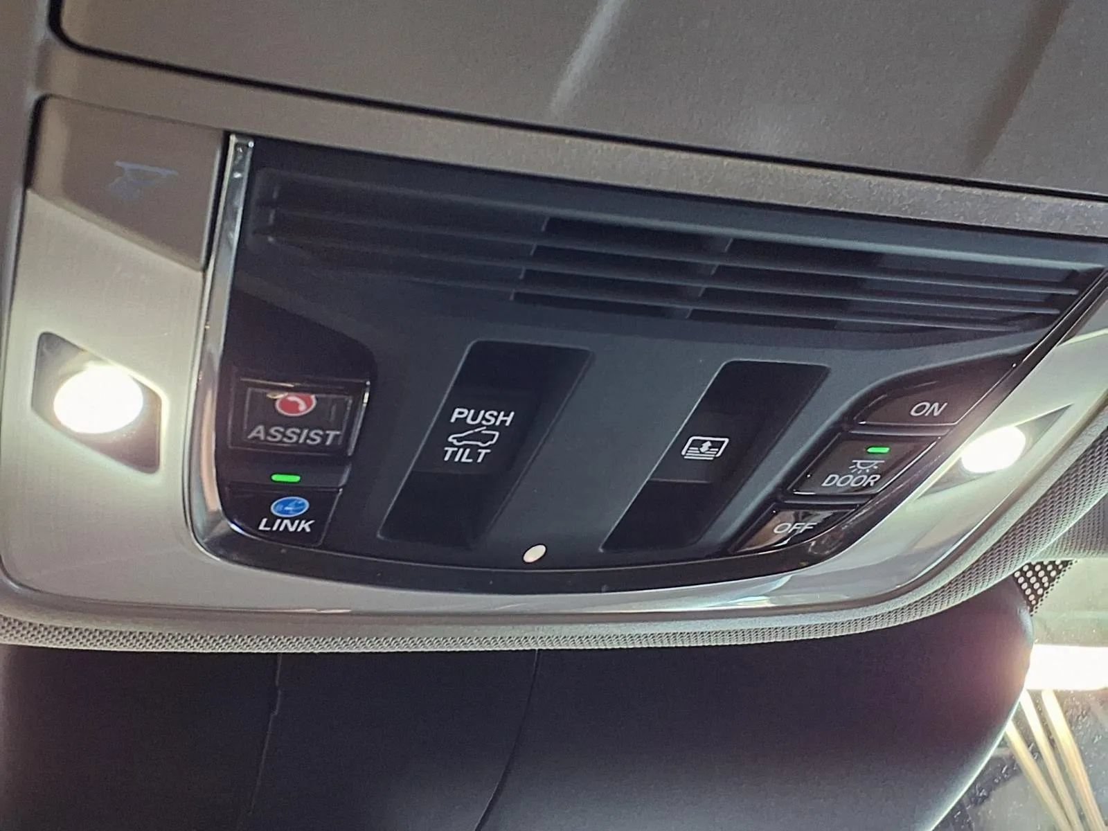 Used 2020 Acura RDX AWD w/ Advance Package image 19