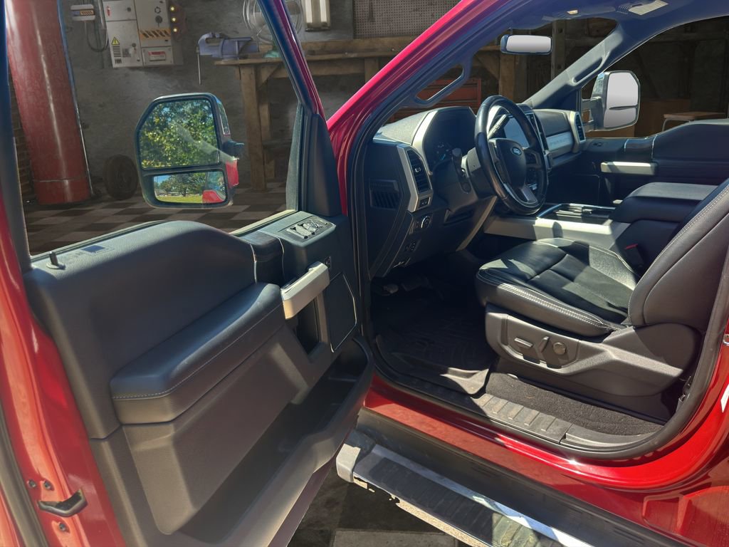 Used 2022 Ford F250 Lariat w/ Lariat Ultimate Package AWD/4WD image 13