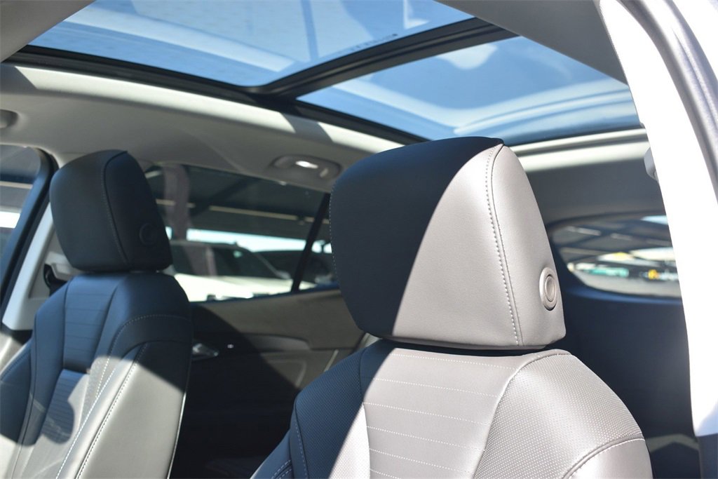 New 2025 Buick Envision Preferred image 17