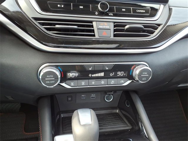 New 2025 Nissan Altima 2.5 SR image 15