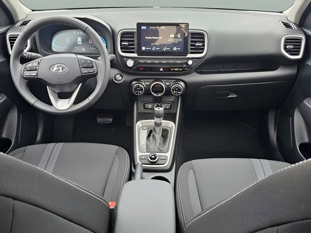 Used 2026 Hyundai Venue SEL FWD image 13