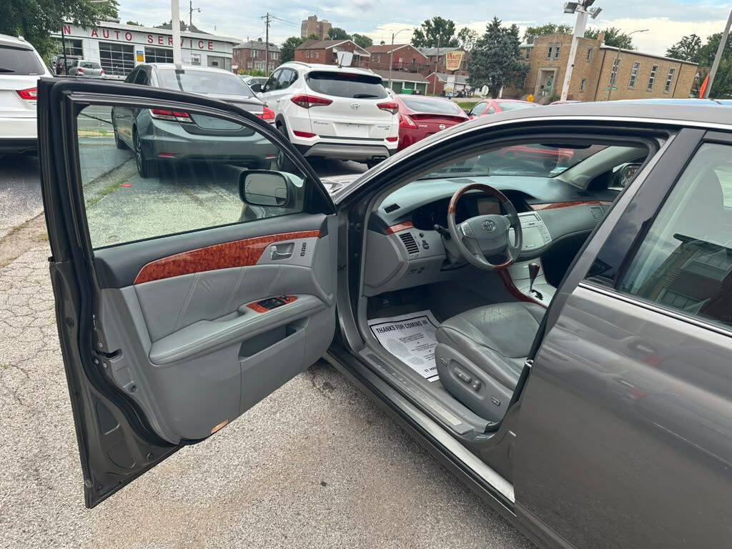 Used 2007 Toyota Avalon Limited FWD image 9