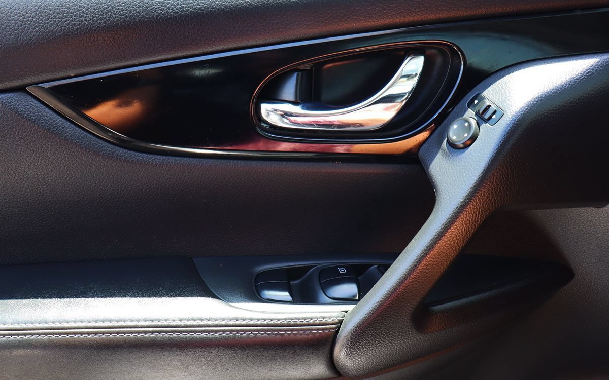 Used 2019 Nissan Rogue Sport SV FWD image 40