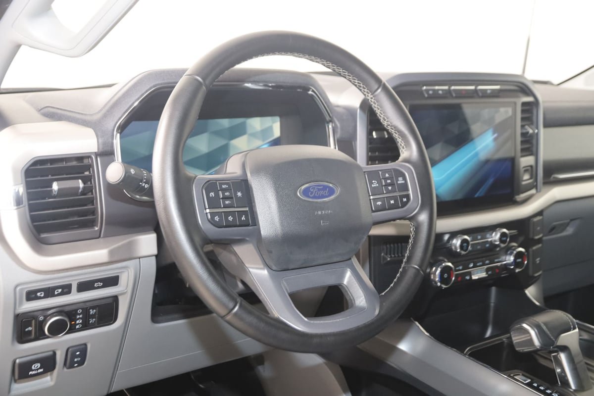Used 2023 Ford F150 Lightning XLT AWD/4WD image 6