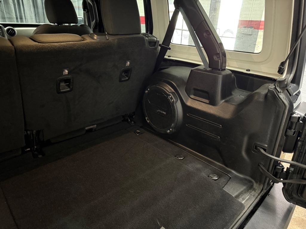 Used 2018 Jeep Wrangler Unlimited Sport S image 15