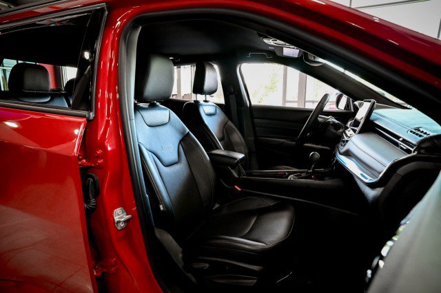 Used 2022 Jeep Compass Limited AWD/4WD image 28