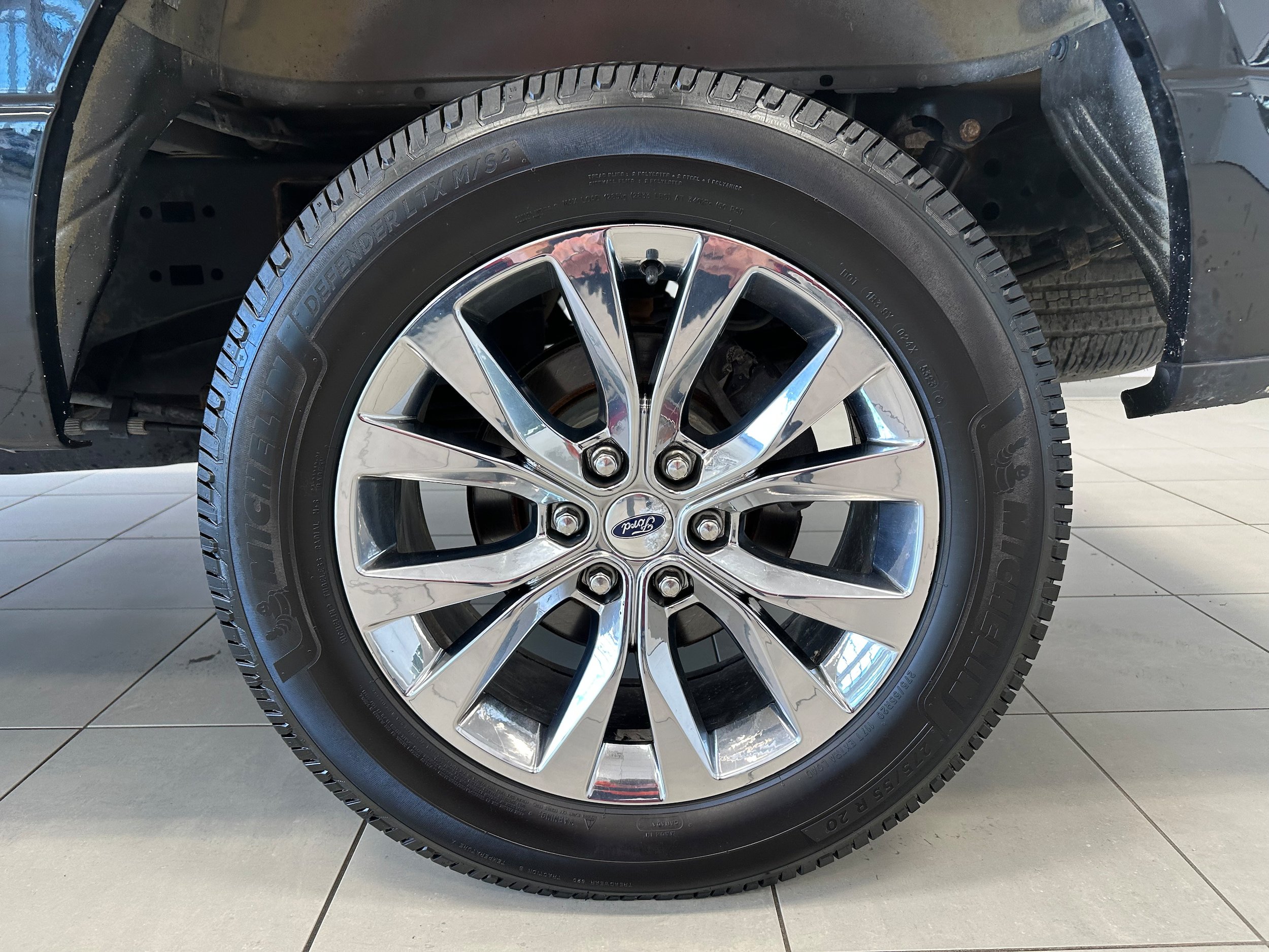 Used 2016 Ford F150 XLT w/ Equipment Group 302A Luxury AWD/4WD image 8