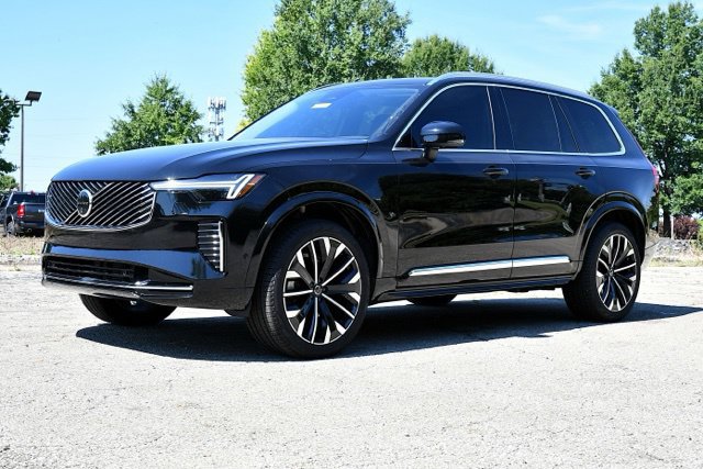 New 2026 Volvo XC90 B6 Plus w/ Protection Package Premier AWD/4WD image 3