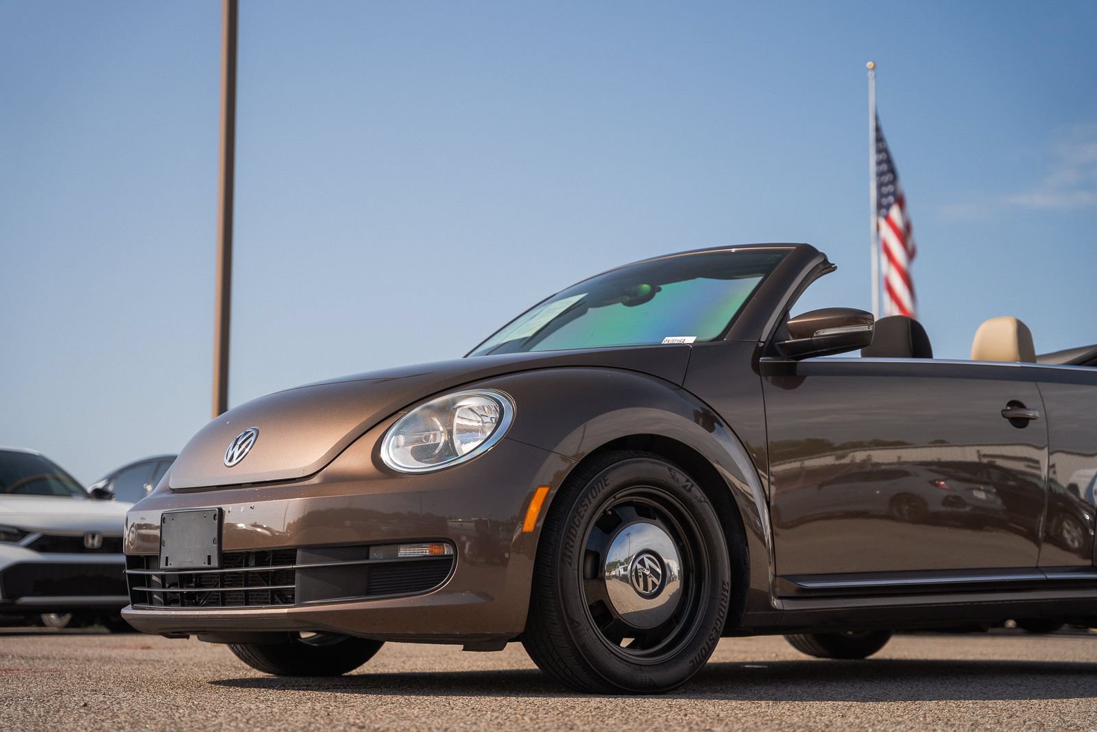 Used 2014 Volkswagen Beetle 1.8T FWD image 8
