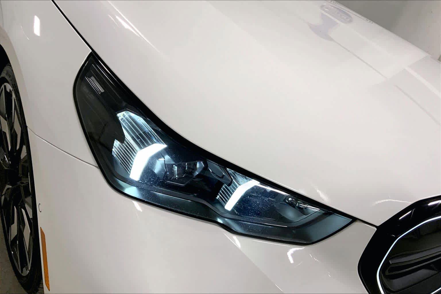 Certified 2024 BMW i5 M60 w/ Premium Package AWD/4WD image 27
