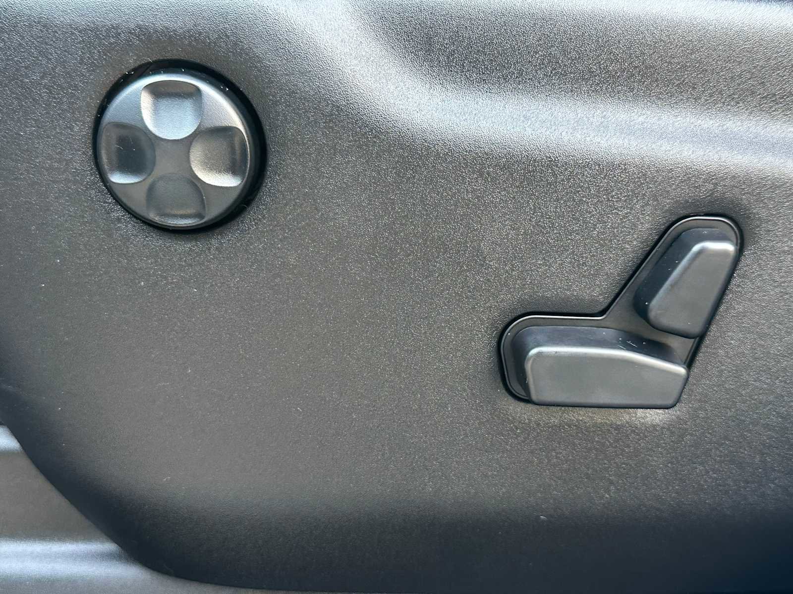 Used 2018 Jeep Grand Cherokee Summit w/ Platinum Series Group image 22