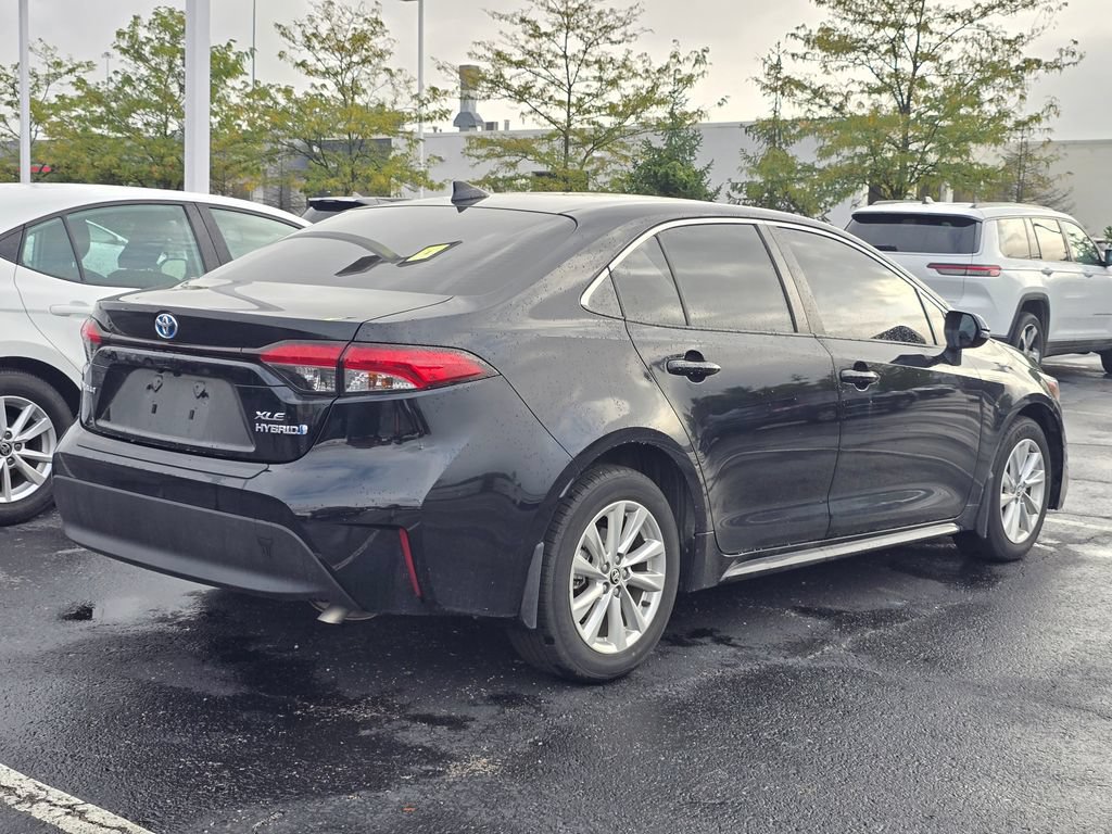 Used 2024 Toyota Corolla XLE FWD image 8