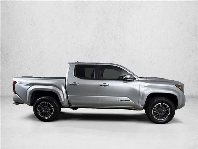Used 2024 Toyota Tacoma TRD Sport AWD/4WD image 2
