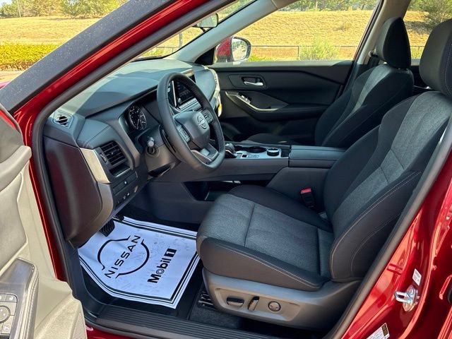 New 2026 Nissan Rogue SV AWD/4WD image 9