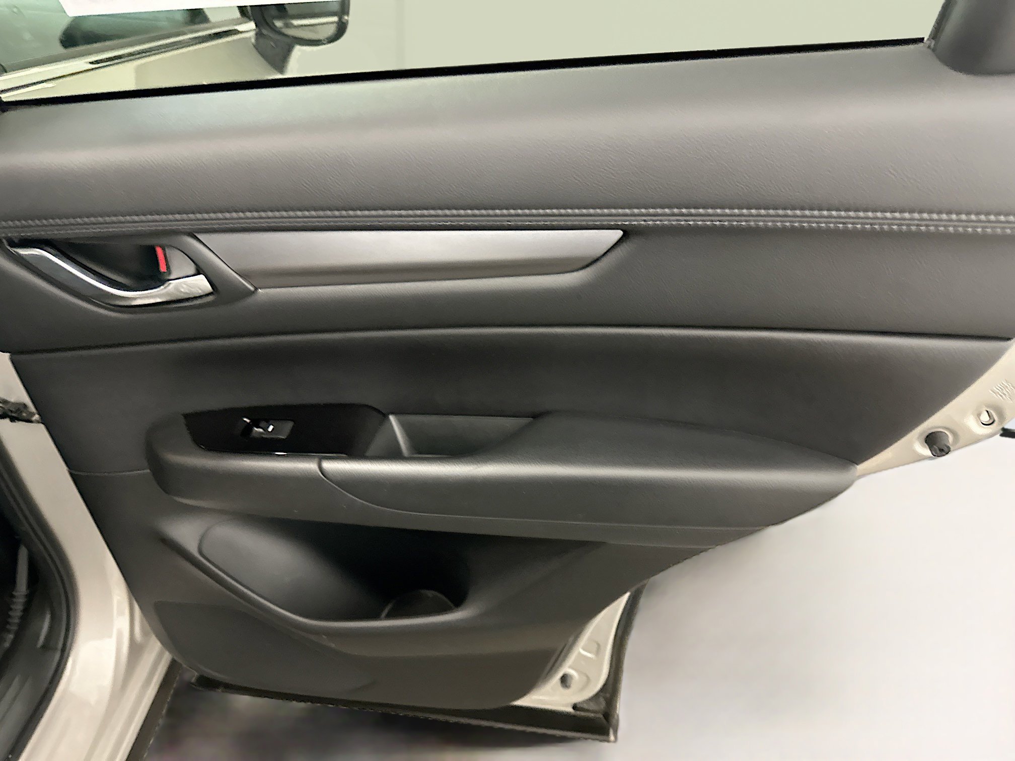 Used 2025 MAZDA CX-5 AWD 2.5 S w/ Preferred Package image 33