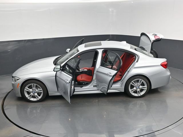 Used 2017 BMW 340i xDrive Sedan image 17