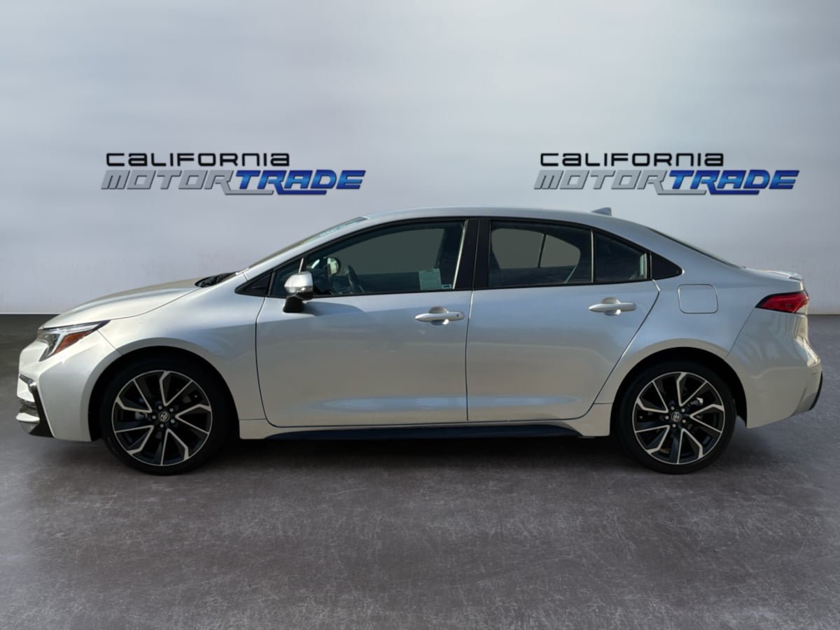Used 2025 Toyota Corolla SE FWD image 8