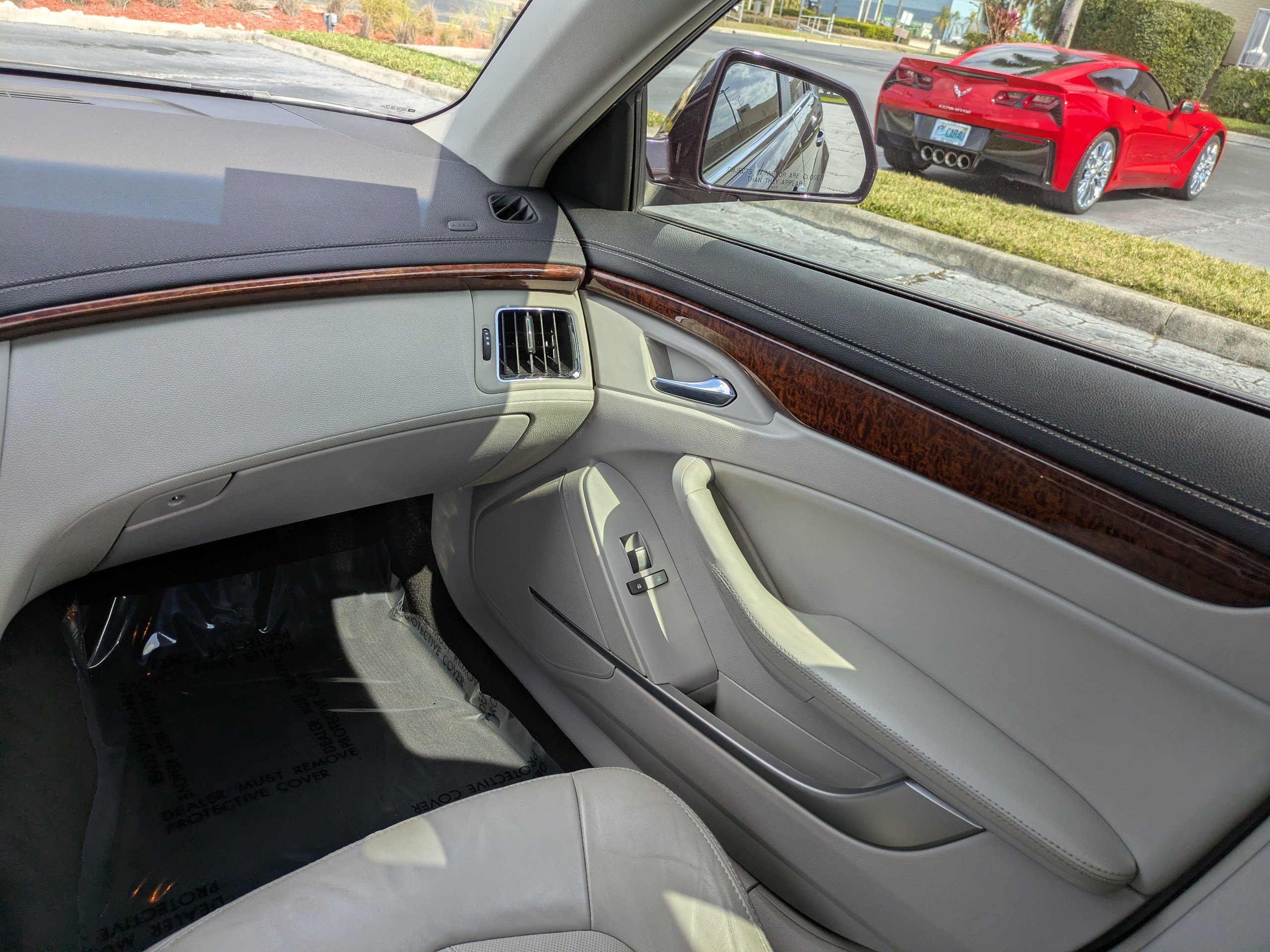 Used 2010 Cadillac CTS Premium image 13