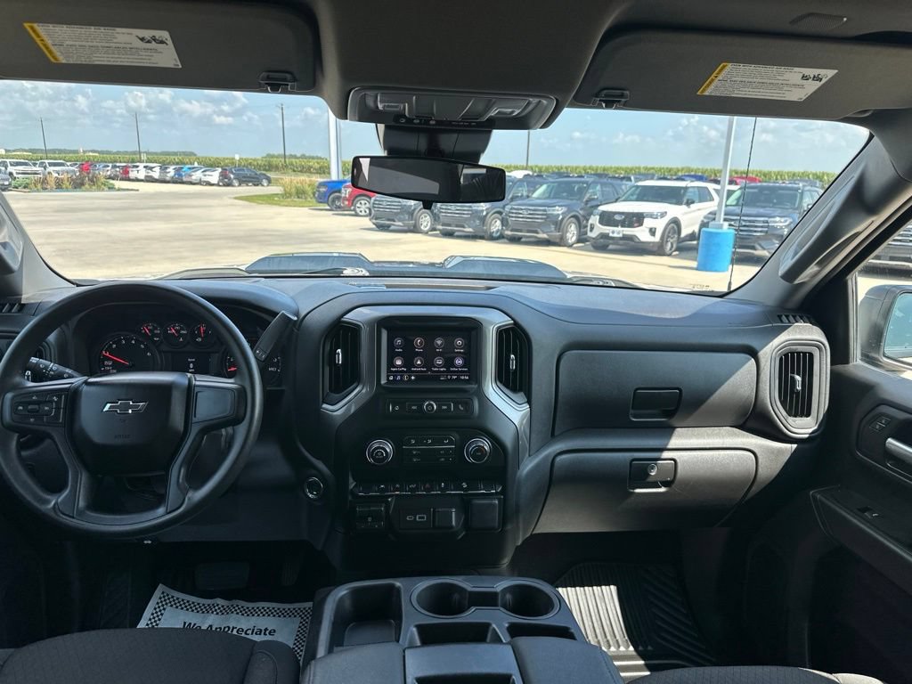 Used 2026 Chevrolet Silverado 1500 Custom Trail Boss w/ LPO, Dark Essentials Package AWD/4WD image 24