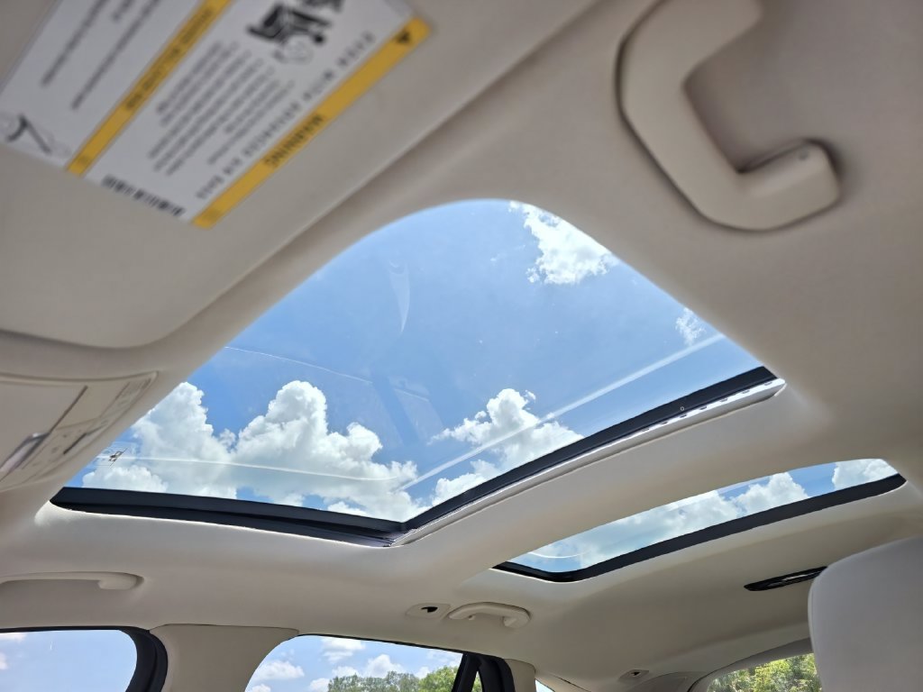 Used 2019 Mercedes-Benz GLC 350e 4MATIC image 22