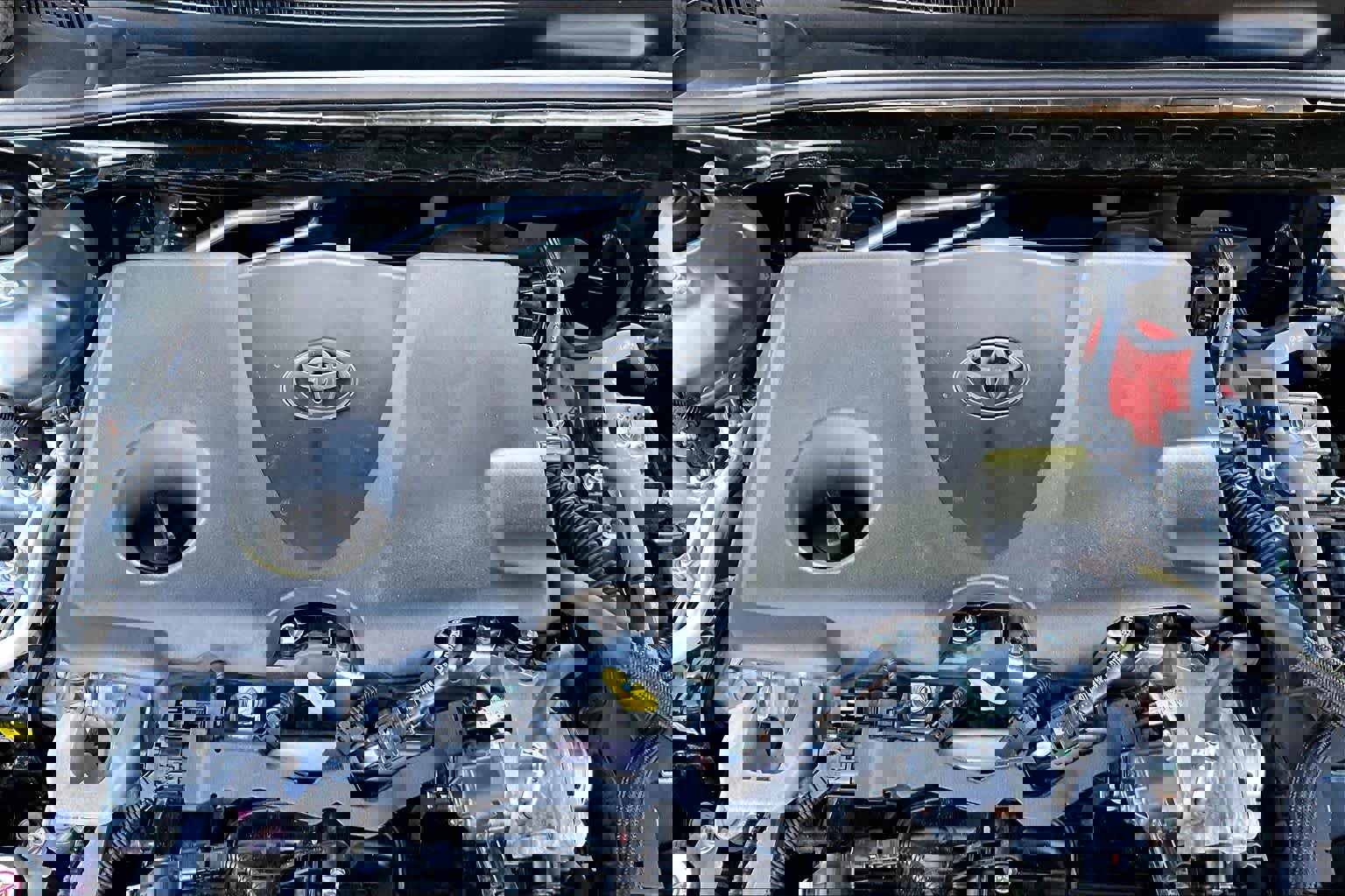 Used 2025 Toyota Camry XLE image 33