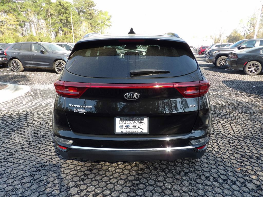 Used 2021 Kia Sportage EX w/ EX Technology Package image 6