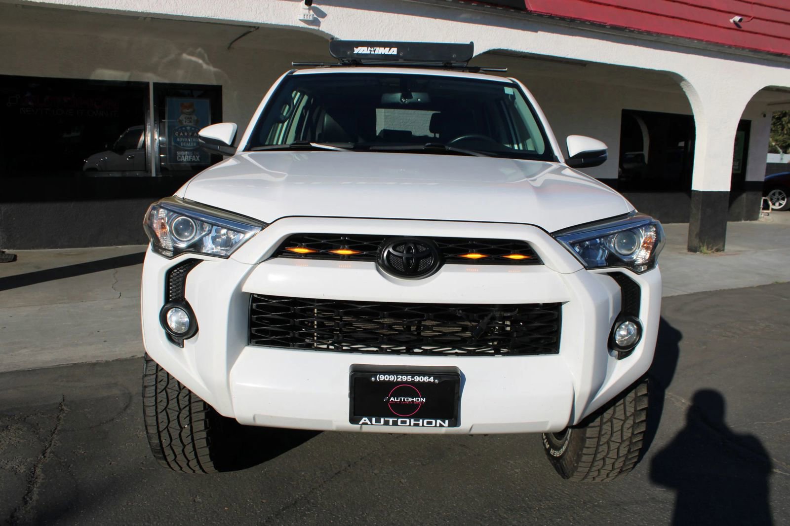 Used 2016 Toyota 4Runner SR5 Premium image 2