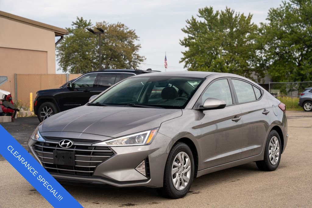 Certified 2020 Hyundai Elantra SE image 3