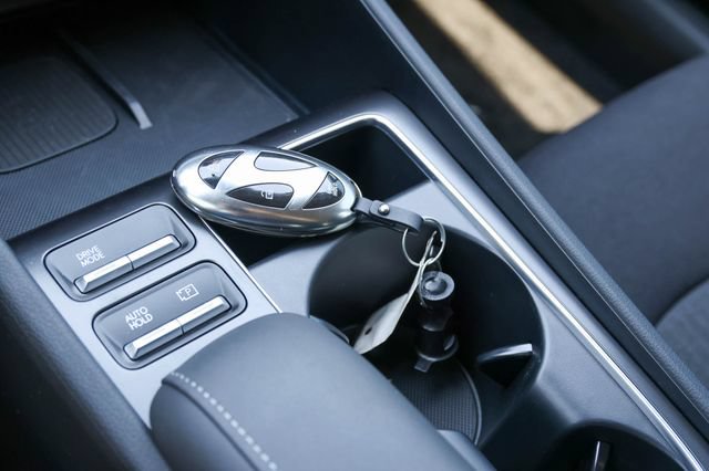 New 2025 Hyundai Sonata SEL FWD image 15