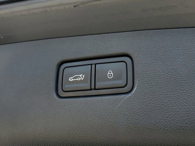 Used 2022 Genesis GV70 2.5T w/ Select Package image 10