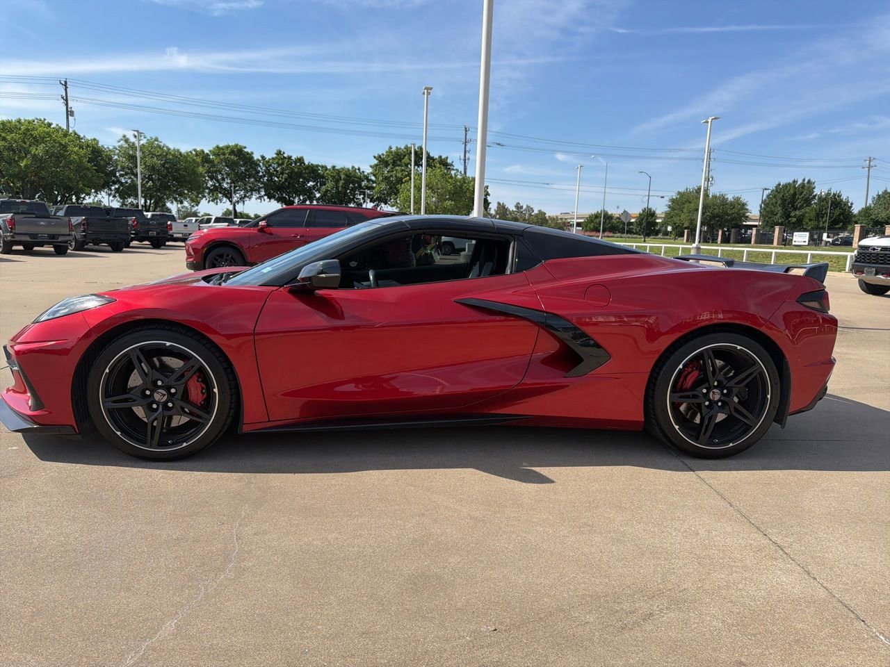 Used 2021 Chevrolet Corvette Stingray Preferred Conv w/ Z51 Performance Package RWD image 3