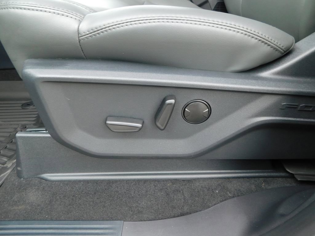 New 2026 Ford Expedition Max Active image 14