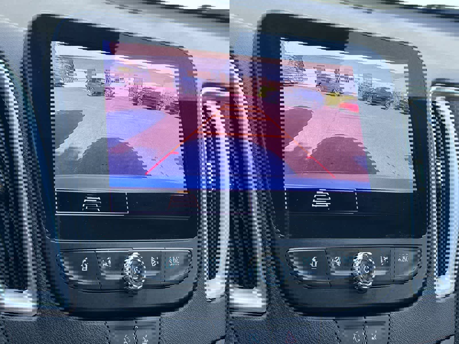 Used 2025 Chevrolet Malibu LT image 19