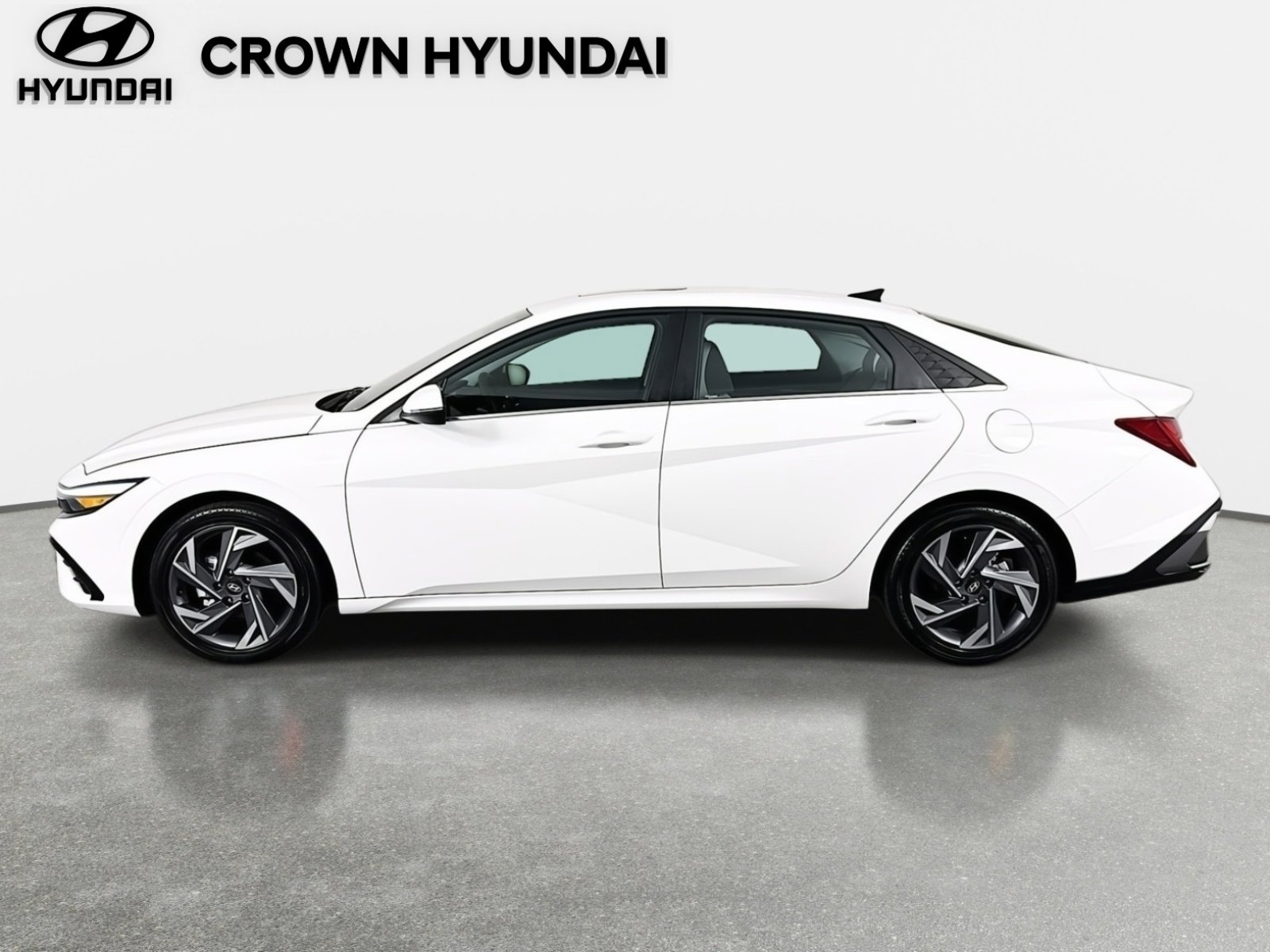 Certified 2025 Hyundai Elantra Limited image 8