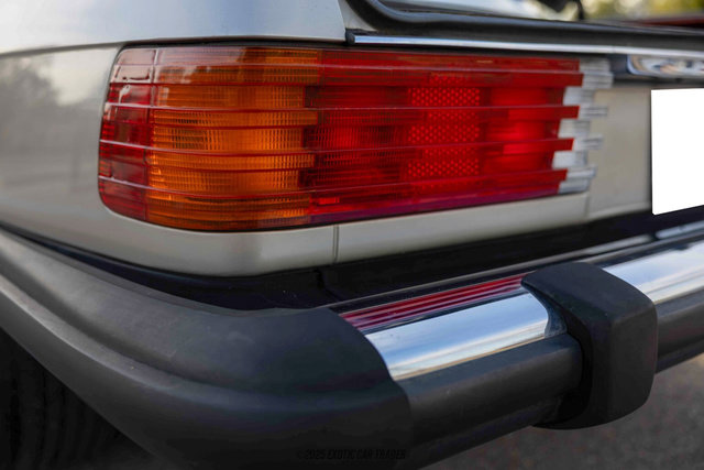 Used 1987 Mercedes-Benz 560 SL image 58